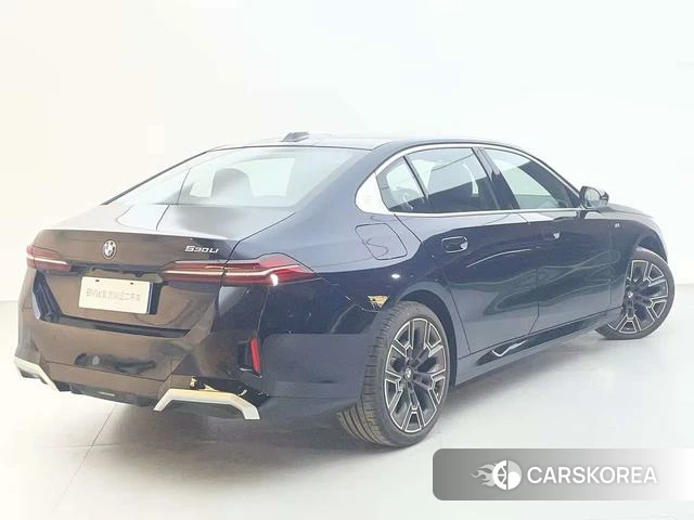 BMW 5 series id 4275649 из Китая 14
