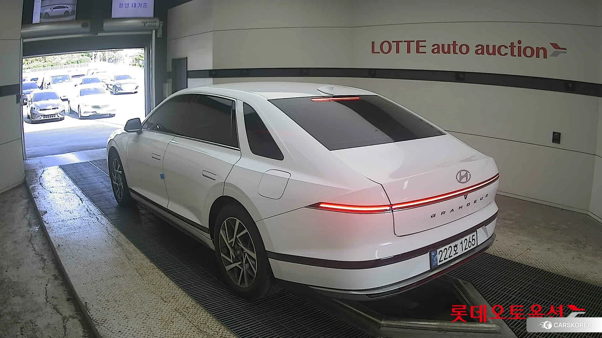 Hyundai Grandeur Hybrid id 4909165 из Кореи 32