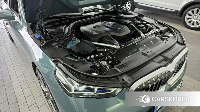 BMW 5 Series (G60) id 3825746 из Кореи 16