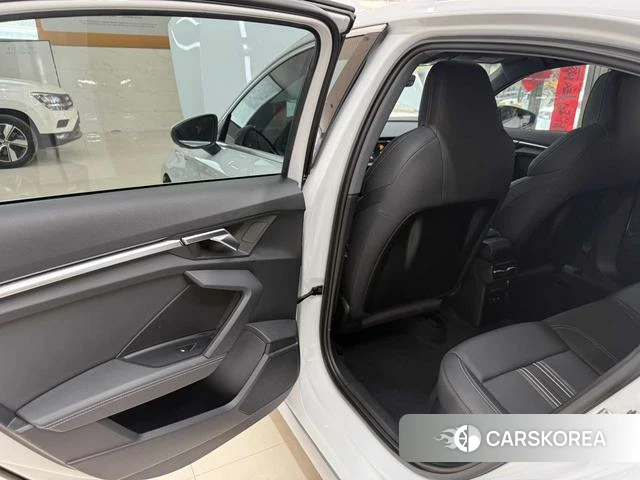 Audi A3 id 4359398 из Китая 19