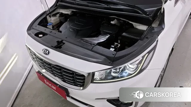 Kia The New Carnival id 3656872 из Кореи 16