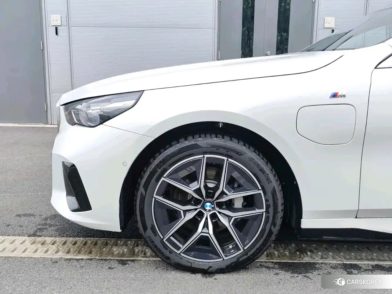 BMW i5 id 4679694 из Китая 11