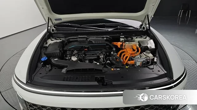 Hyundai Grandeur Hybrid (GN7) id 2894524 из Кореи 16