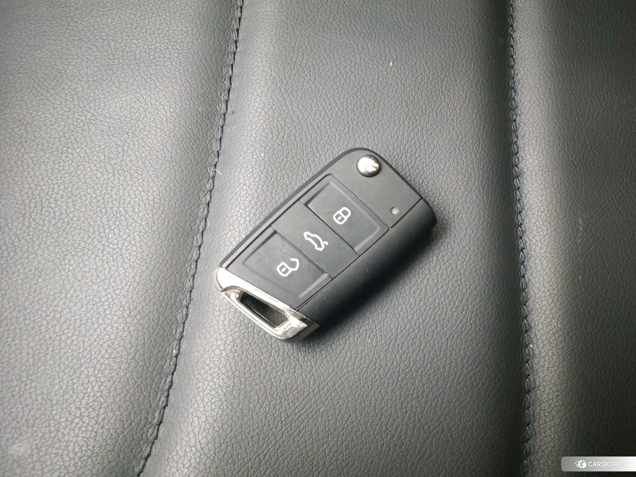 Volkswagen Tiguan L id 4510781 из Китая 16