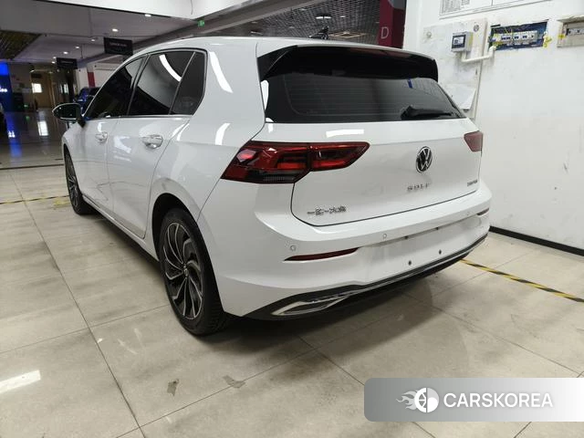 Volkswagen Golf id 4336059 из Китая 13