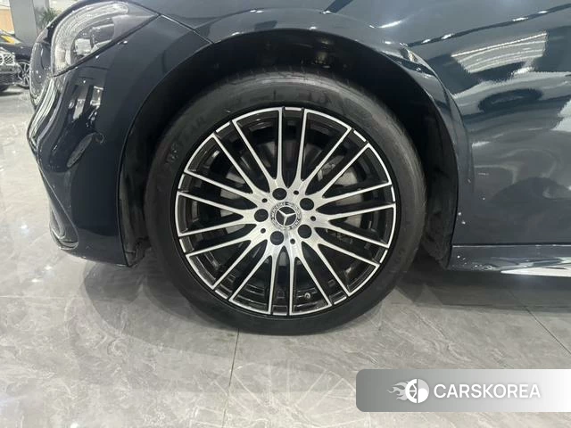 Mercedes-Benz Class C 2022 Зеленый из Китая, фото 6