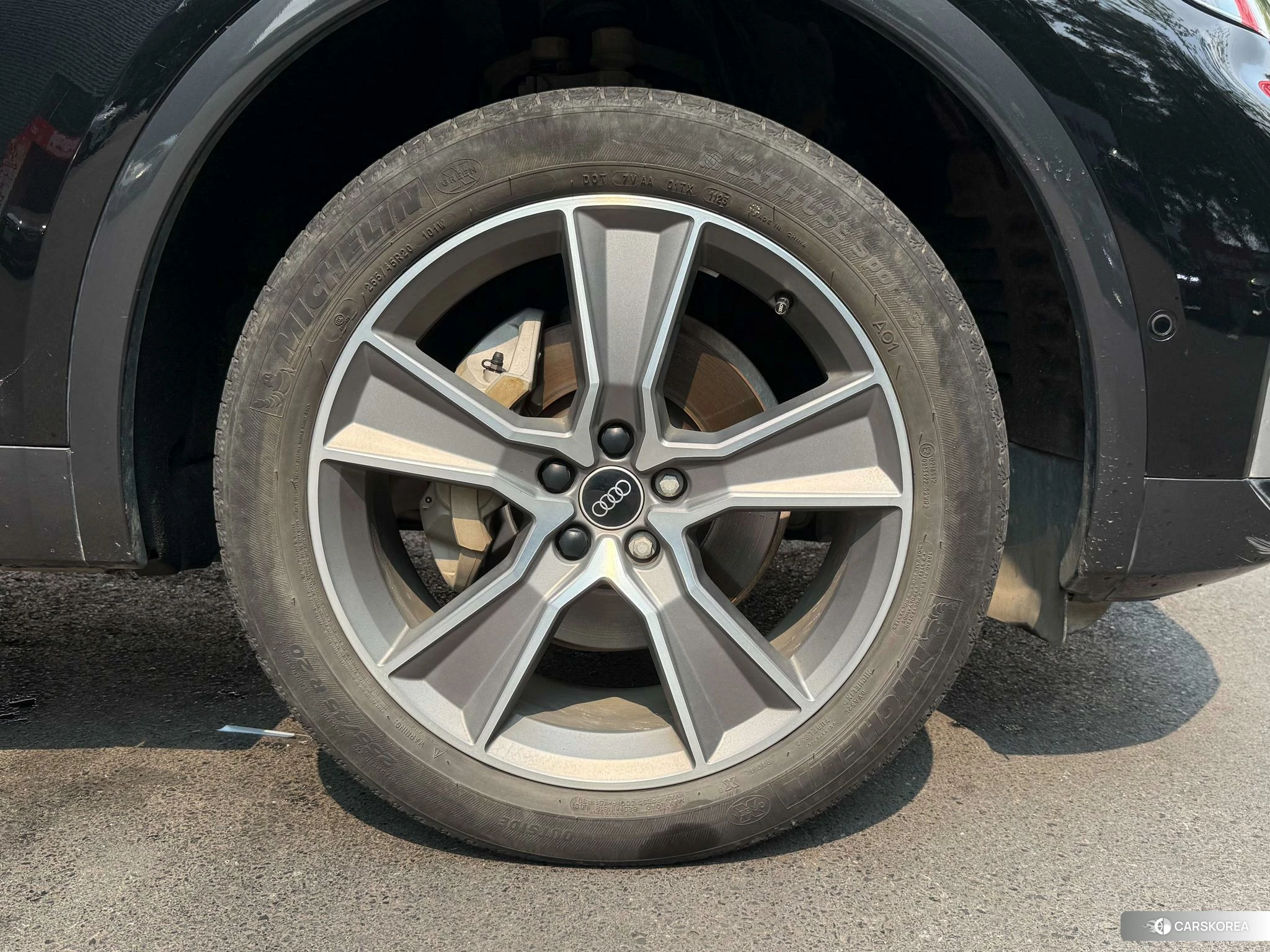 Audi Q5L id 4440952 из Китая 19