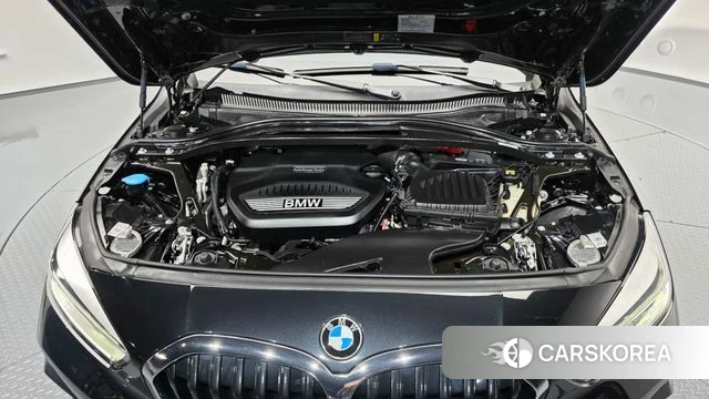 BMW 1 Series (F40) id 4309978 из Кореи 27