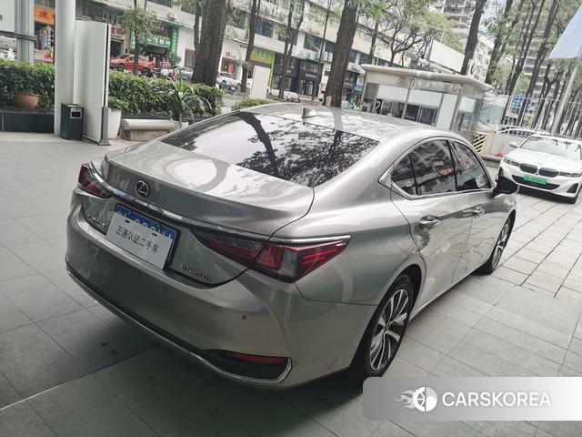 Lexus ES 2021 Шампань из Китая, фото 6