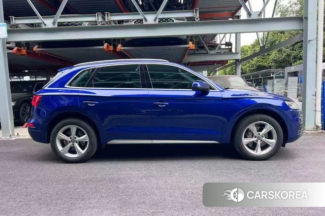 Audi Q5L id 4213822 из Китая 20