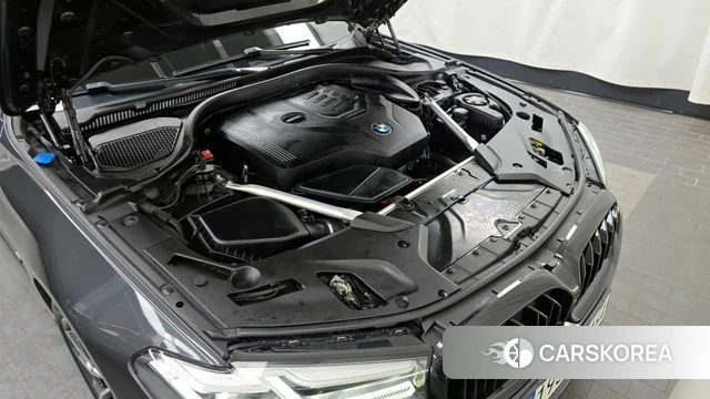 BMW 5 Series (G30) id 4293775 из Кореи 30