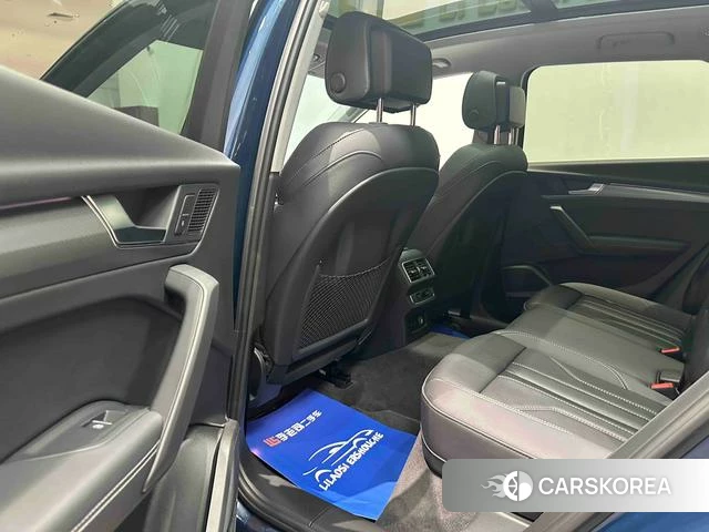 Audi Q5L id 4290599 из Китая 26