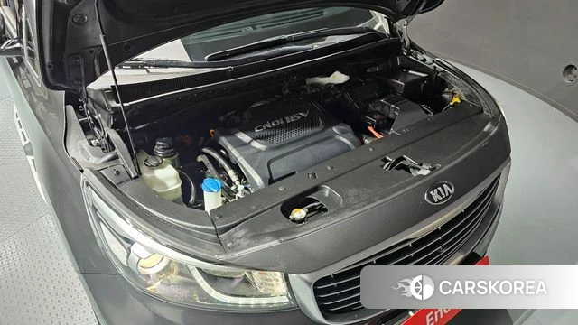 Kia All New Carnival id 3917560 из Кореи 16