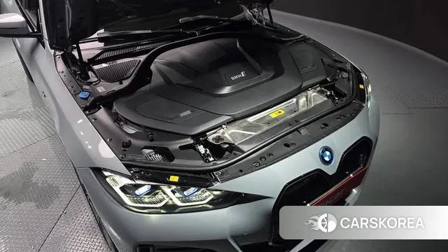 BMW i4 id 3058271 из Кореи 16