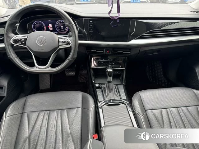 Volkswagen Passat id 4314694 из Китая 11