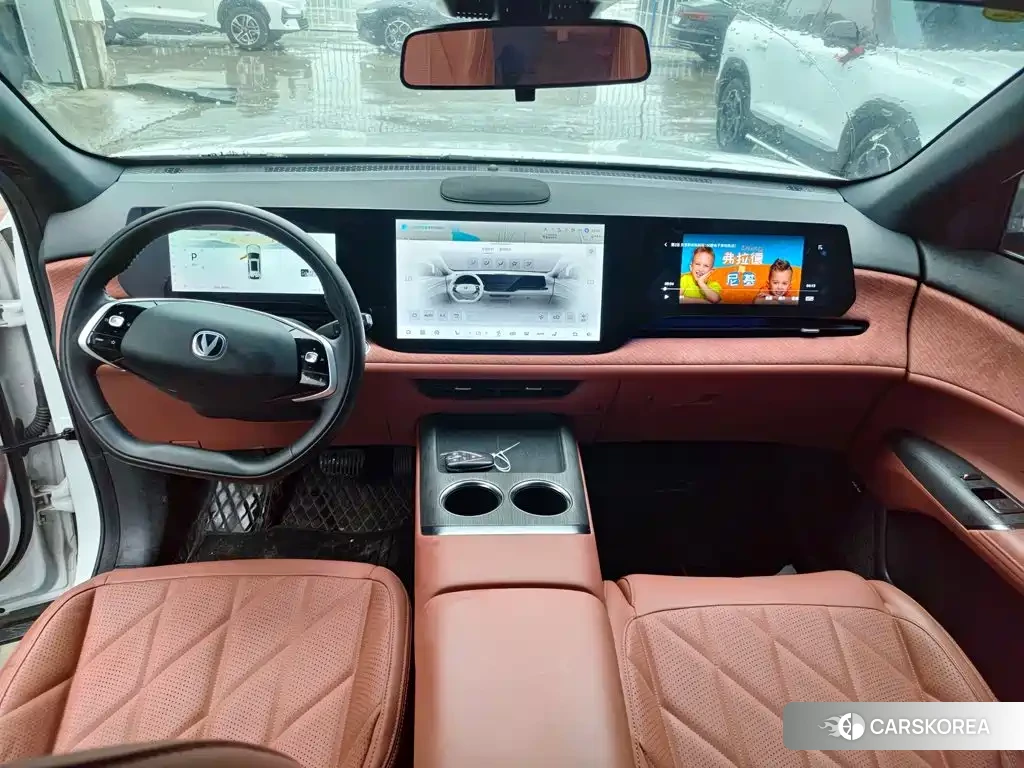 Chang'an CS75PLUS 2026 Белый из Китая, фото 6