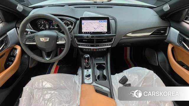 Cadillac CT5 id 3885296 из Кореи 16