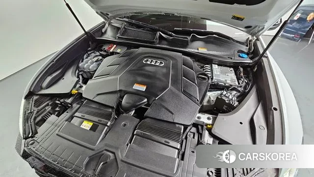 Audi Q8 (4M) id 2397926 из Кореи 16