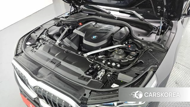 BMW 5 Series (G60) id 4578989 из Кореи 21