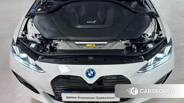 BMW i4 id 4578545 из Кореи 16