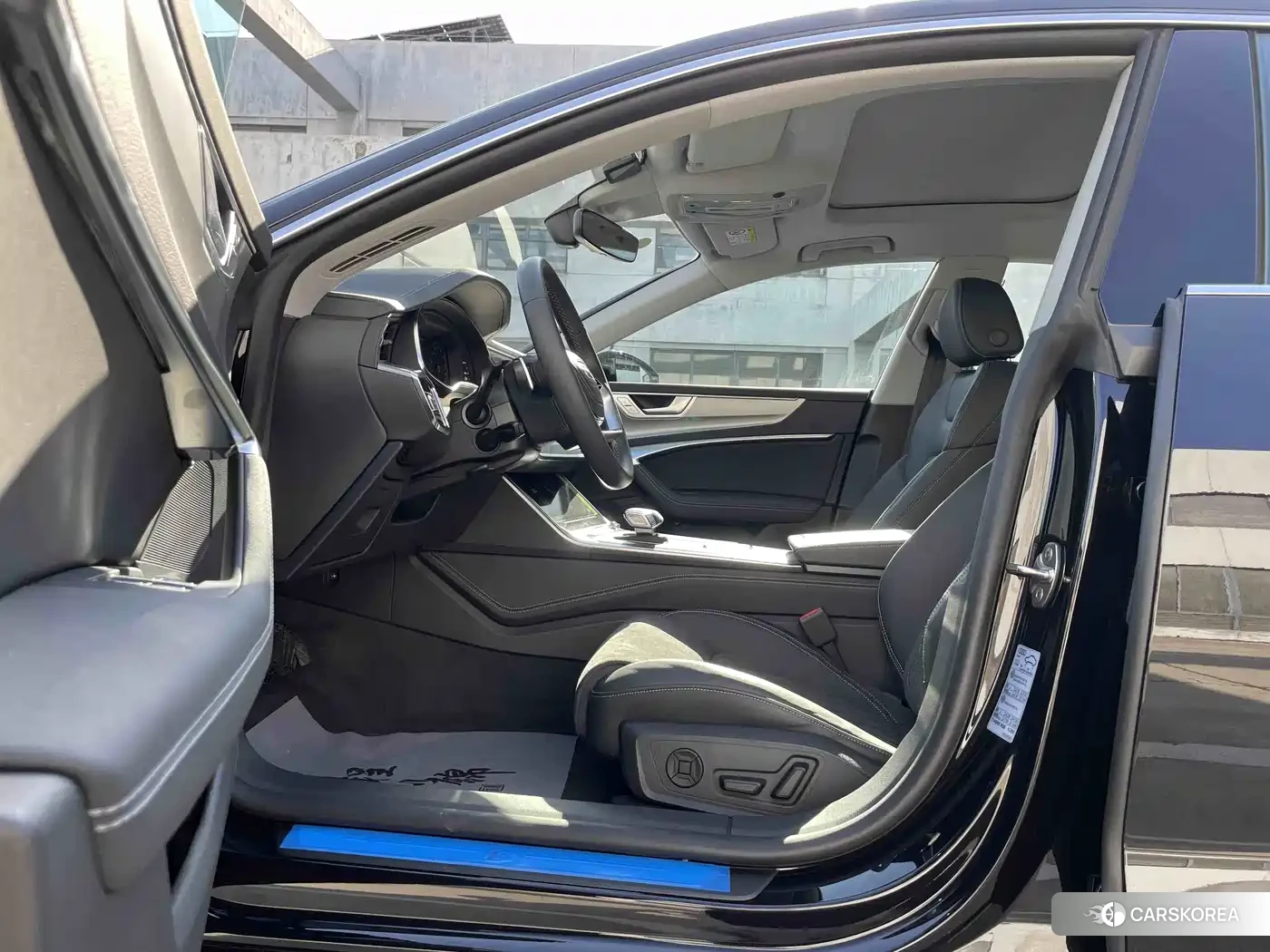Audi A7L id 4514224 из Китая 9