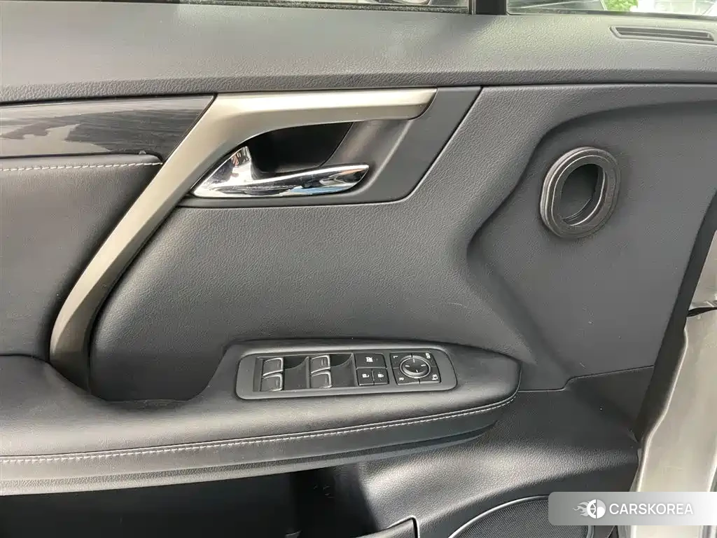 Lexus RX id 4634818 из Китая 27