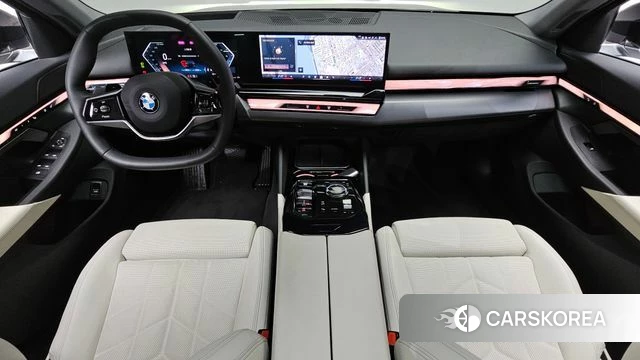 BMW 5 Series (G60) id 4279740 из Кореи 30