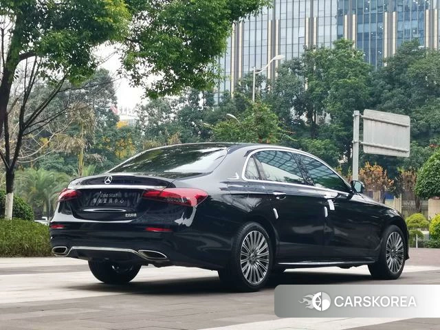 Mercedes-Benz E-class id 4300840 из Китая 15