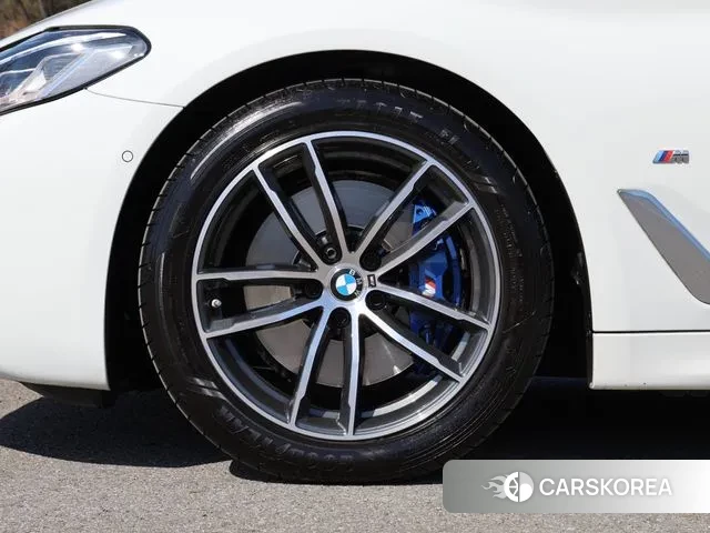 BMW 5 Series (G30) id 3756920 из Кореи 16