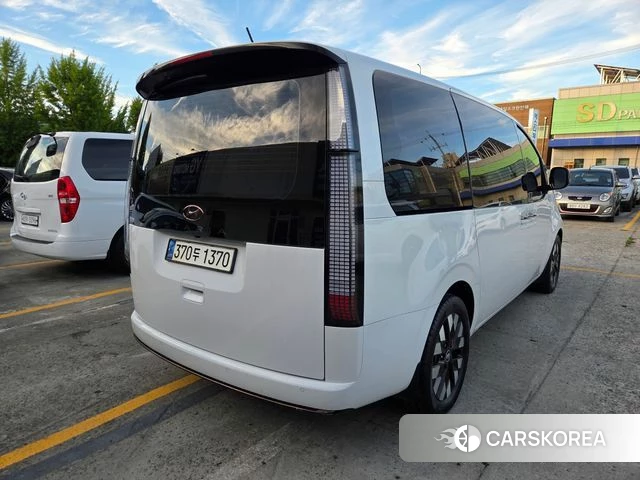 Hyundai Staria id 4415739 из Кореи 15