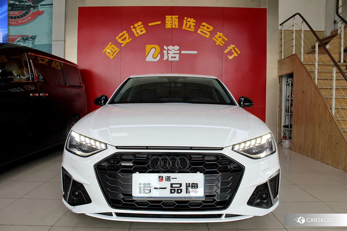 Audi A4L id 4505001 из Китая 15