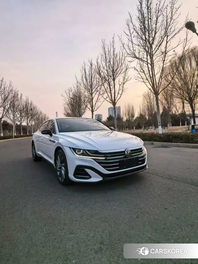 Volkswagen CC 2023 Белый из Китая, фото 4
