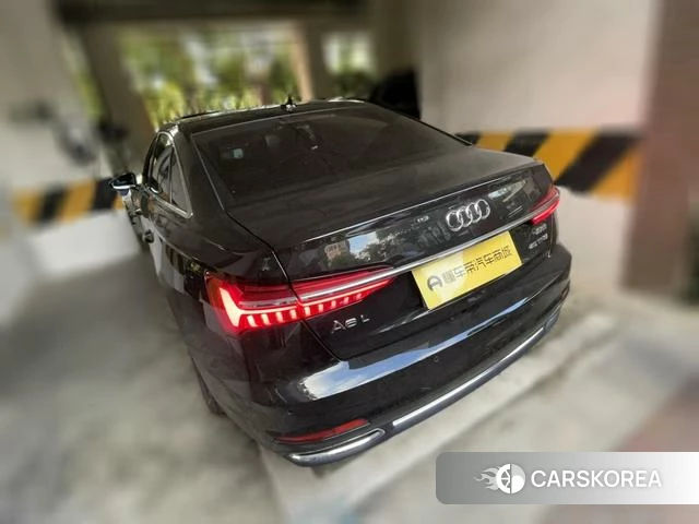 Audi A6L 2021 Черный из Китая, фото 6