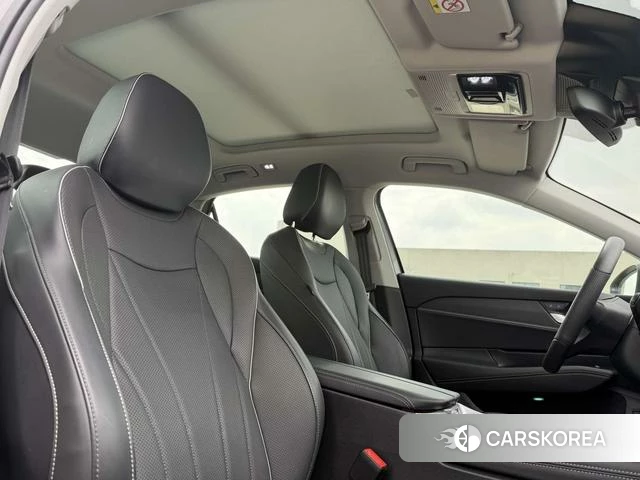 Volkswagen Passat id 4275709 из Китая 14