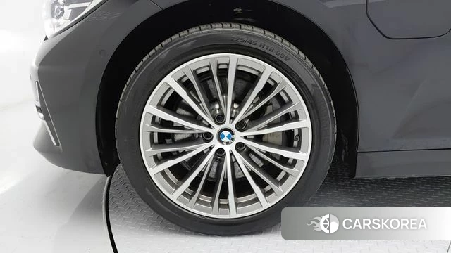 BMW 3 Series (G20) id 3923615 из Кореи 16