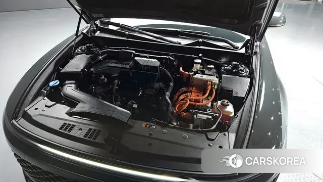 Hyundai Grandeur Hybrid (GN7) id 3426840 из Кореи 16