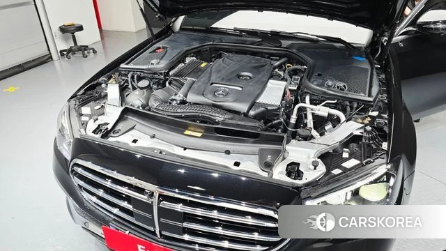 Mercedes-Benz E-Class W213 id 4360779 из Кореи 26