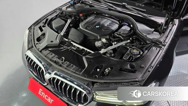 BMW 5 Series (G30) id 4623979 из Кореи 29