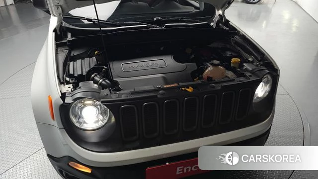 Jeep Renegade id 4325663 из Кореи 26