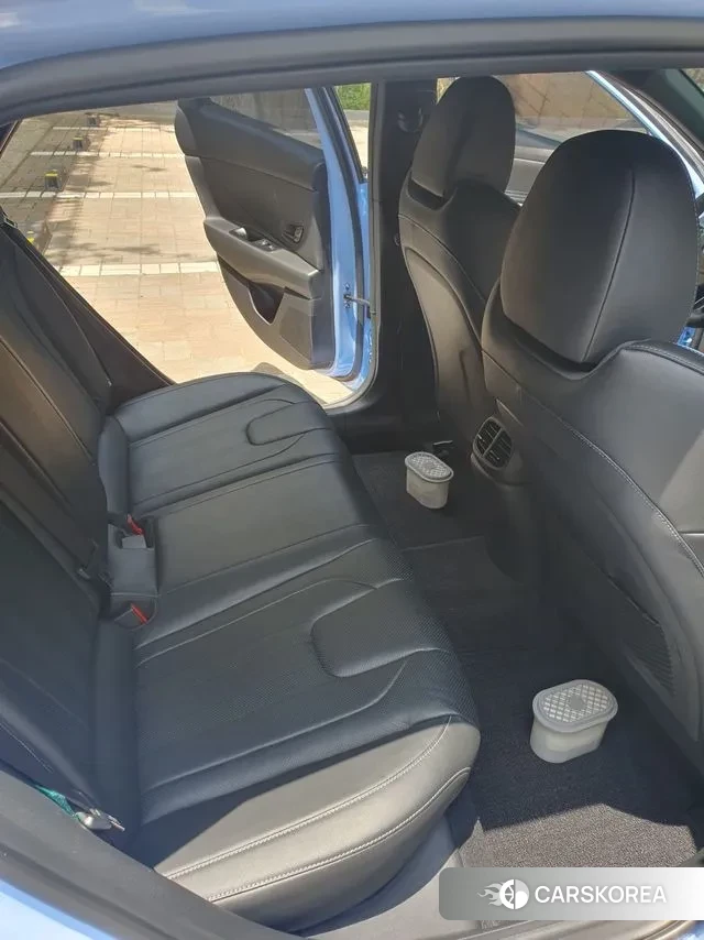 Hyundai Avante (CN7) 2022 Небесно-голубой из Кореи, фото 6