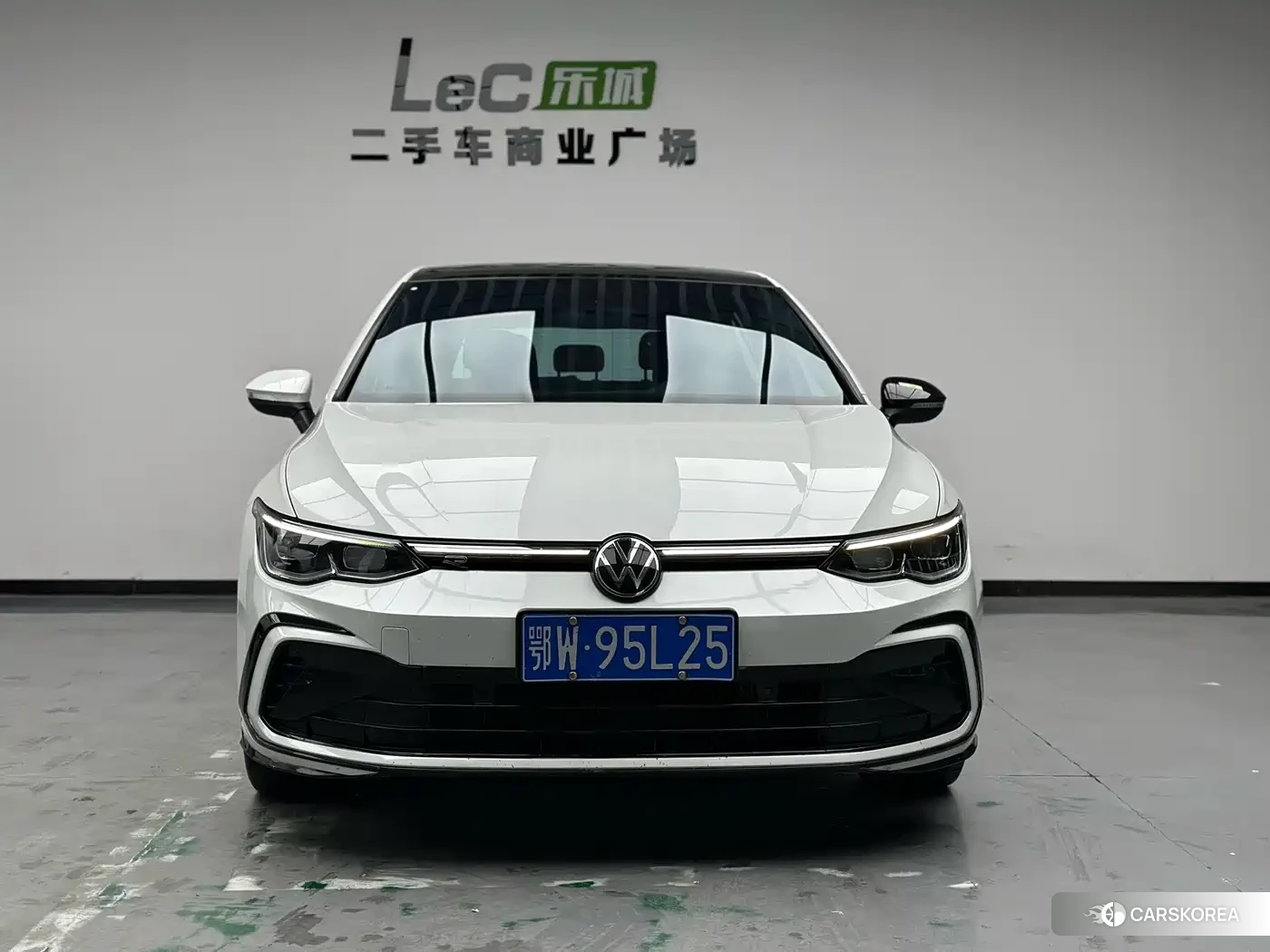 Volkswagen Golf id 4681139 из Китая 10