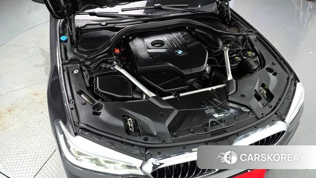 BMW 5 Series (G30) id 4667428 из Кореи 29