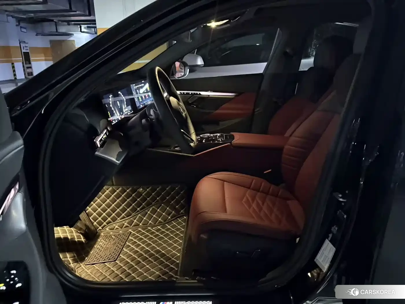 BMW 5 series 2026 Черный из Китая, фото 6