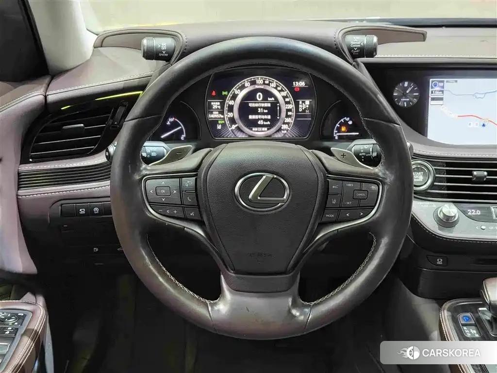 Lexus LS id 4654548 из Китая 20