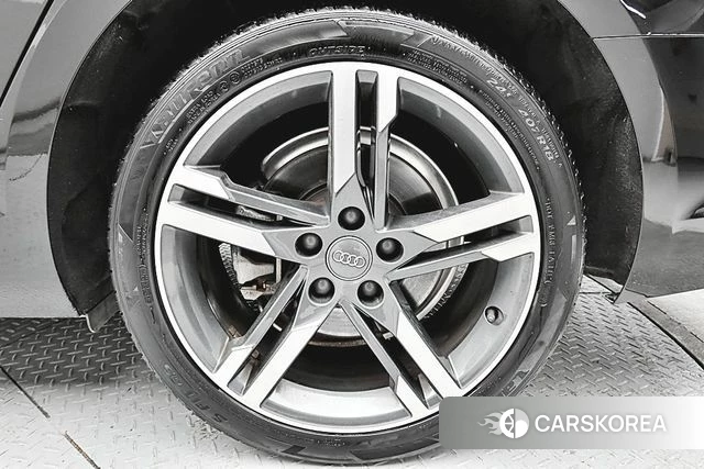 Audi A4 (B9) id 3942455 из Кореи 16