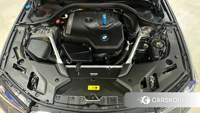 BMW 5 Series (G30) id 4303976 из Кореи 16