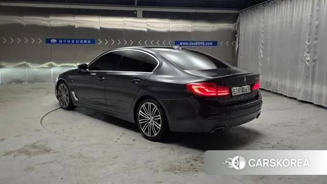 BMW 5 Series (G30) id 3656490 из Кореи 16