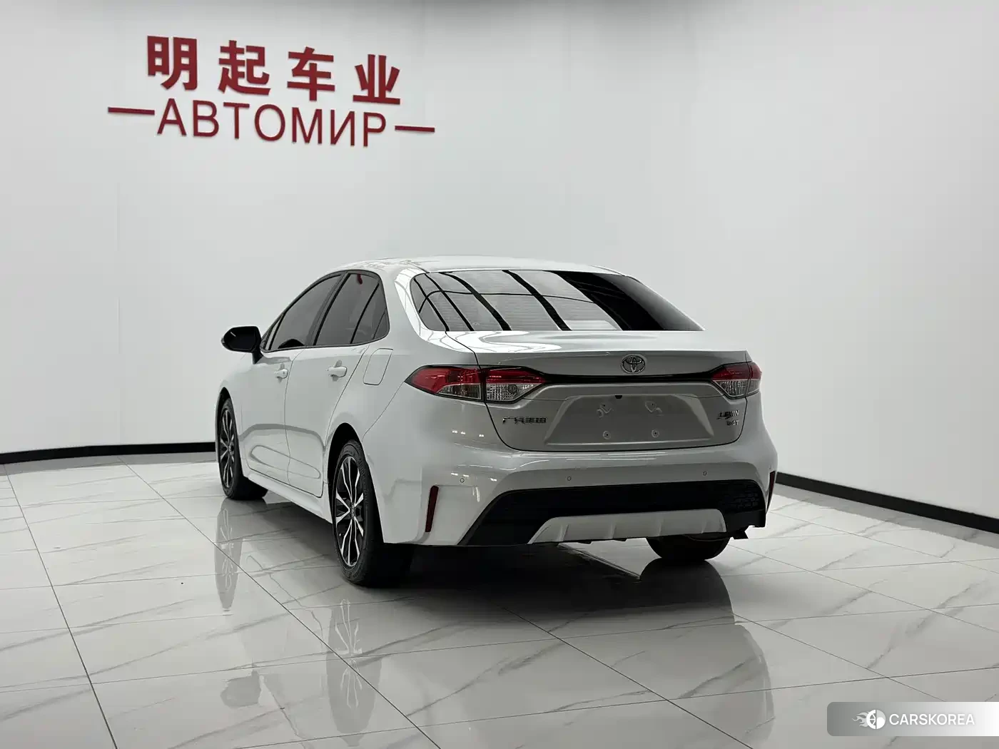 Toyota Levin id 4644402 из Китая 14