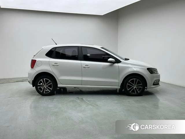 Volkswagen Polo id 4212319 из Китая 16