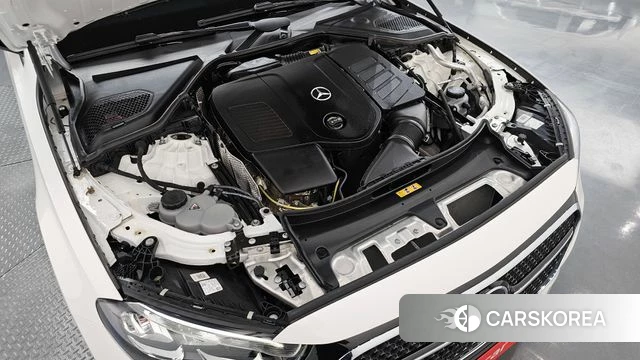 Mercedes-Benz E-Class W214 id 4762410 из Кореи 32